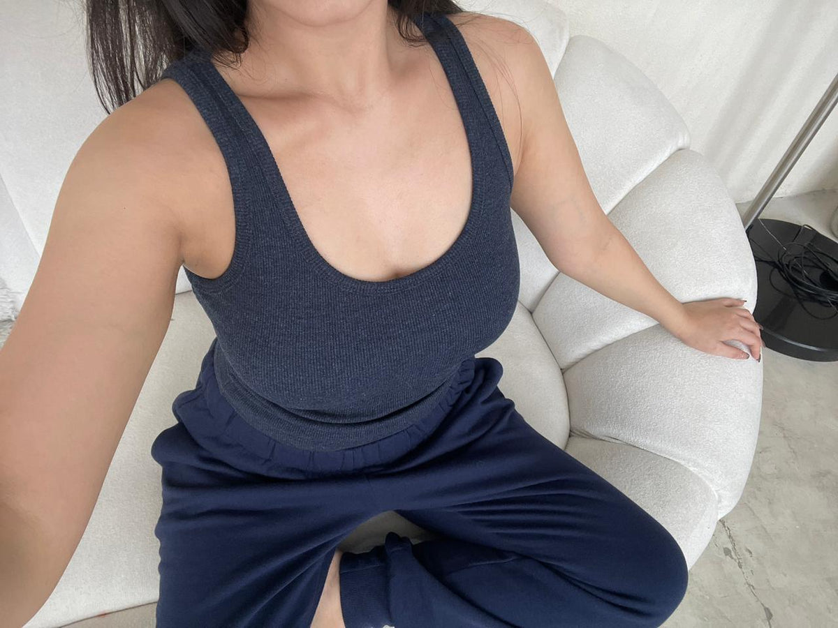 Silhouette Ribbed Tank Tops